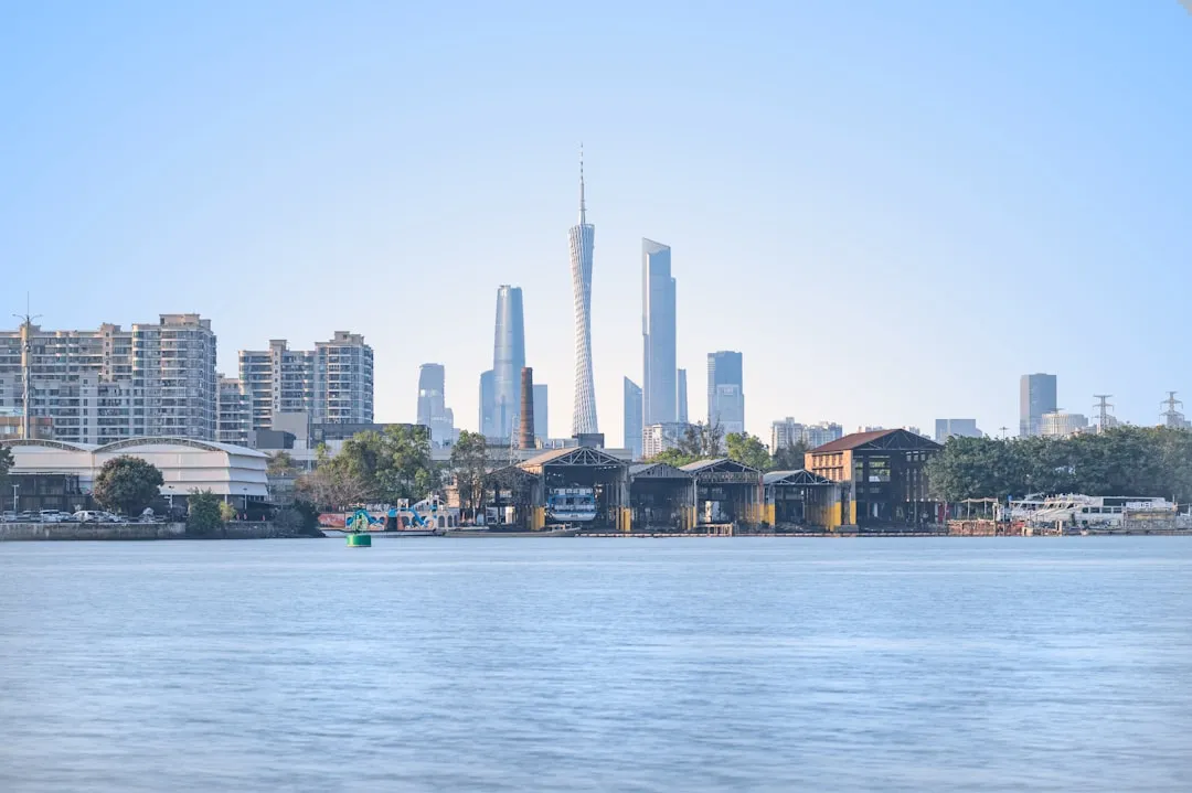 访客管理软件与隐患上报系统集成方案在校园场景的应用分析